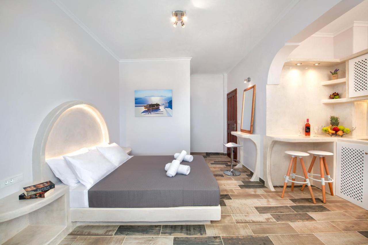 Nectarios Villa 2 Fira  Exteriér fotografie